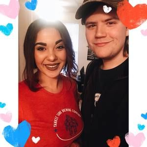 Meet your Posher, Maxwell